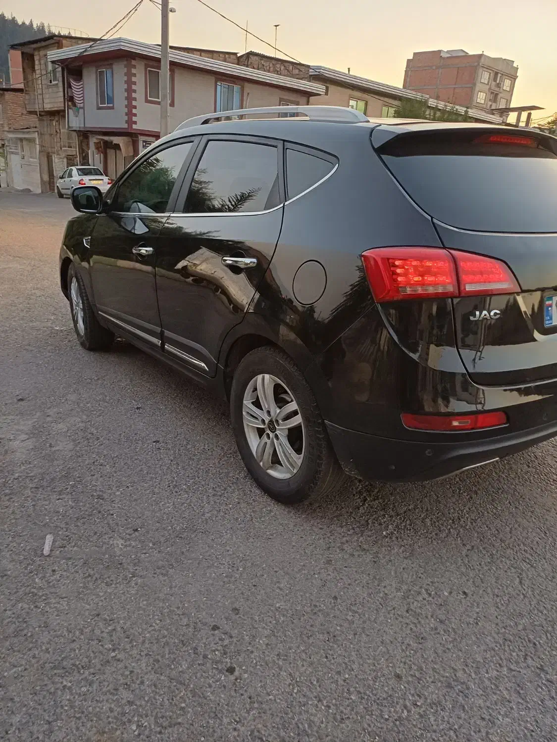 جک شاسی مدل ۹۴|خودرو سواری و وانت|گرگان, |دیوار