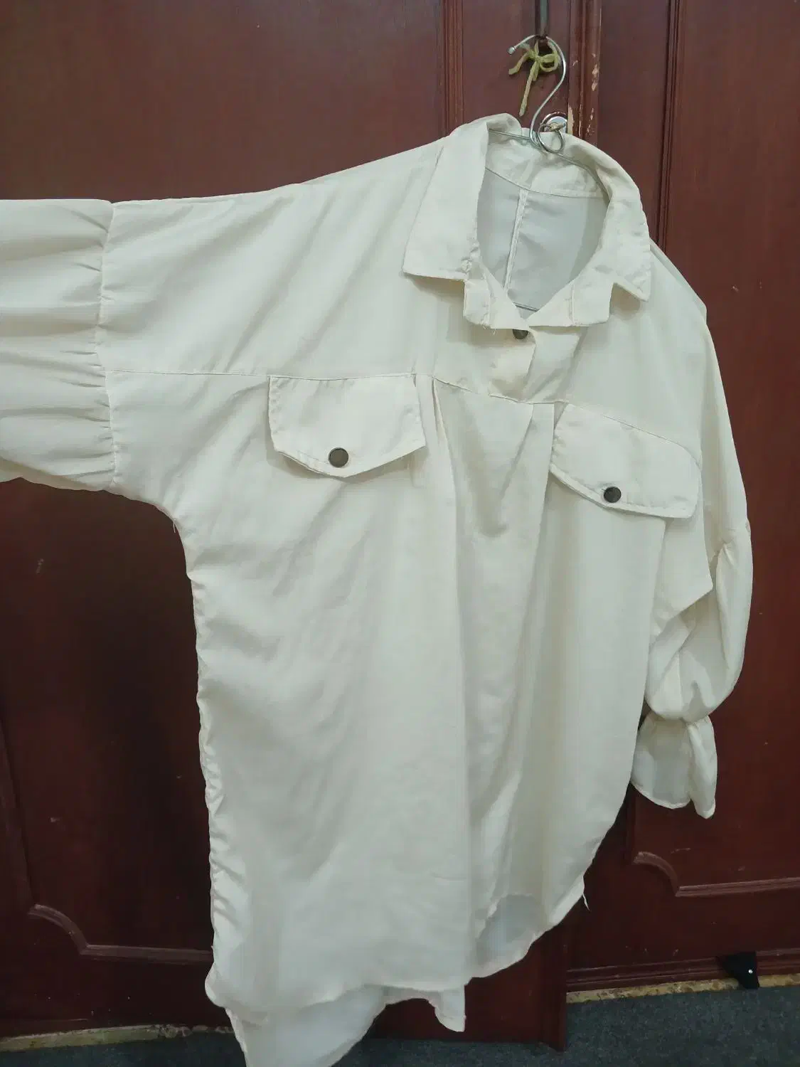 تعدادی لباس نو|لباس|خرم‌آباد, |دیوار