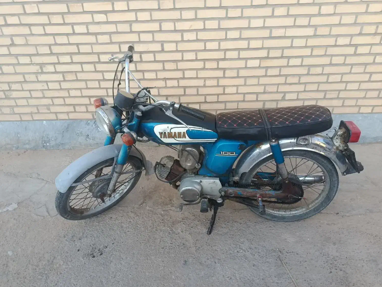 یاماها ۱۰۰خارجی|موتورسیکلت|خور (اصفهان), |دیوار