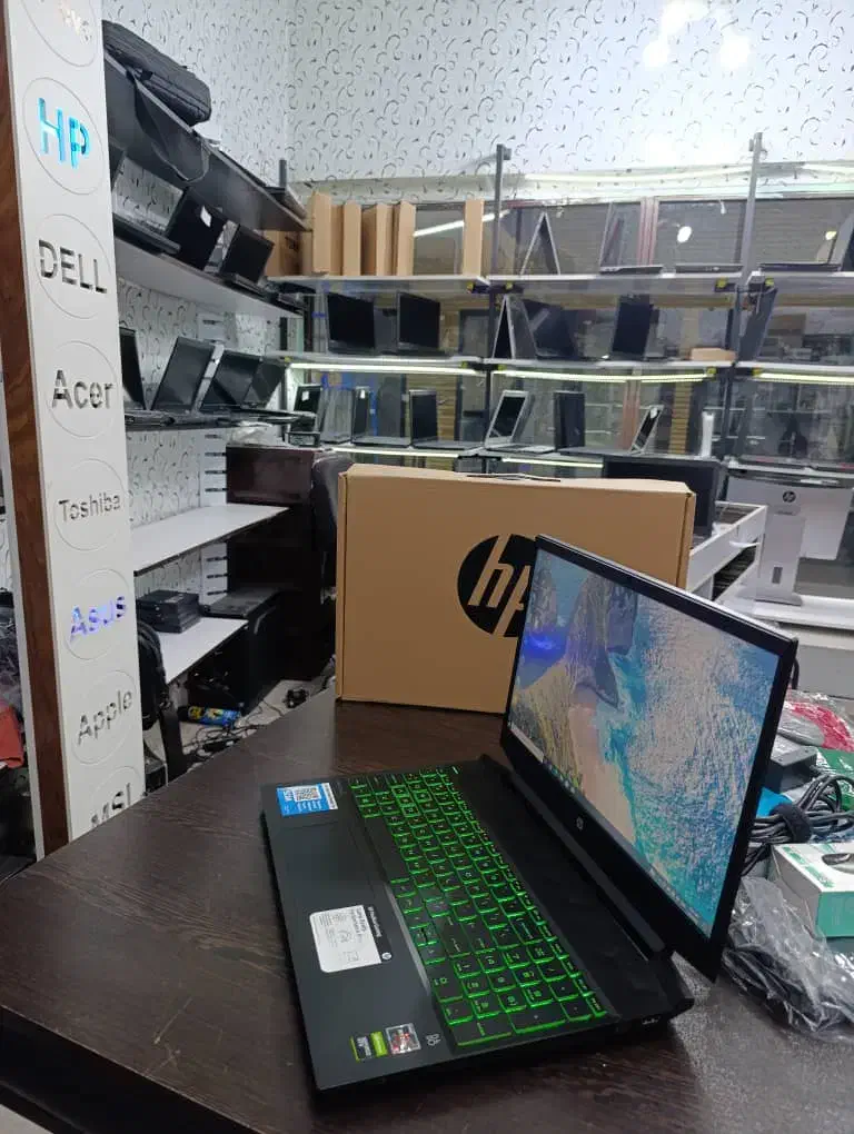 لپتاپhpگیمینگ گرافیک2gigamd+3gig1050|رایانه همراه|شهرکرد, |دیوار