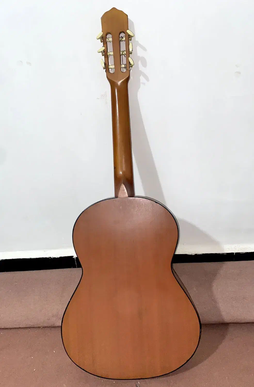 گیتار درحدنو|گیتار، بیس، امپلیفایر|دهدشت, |دیوار