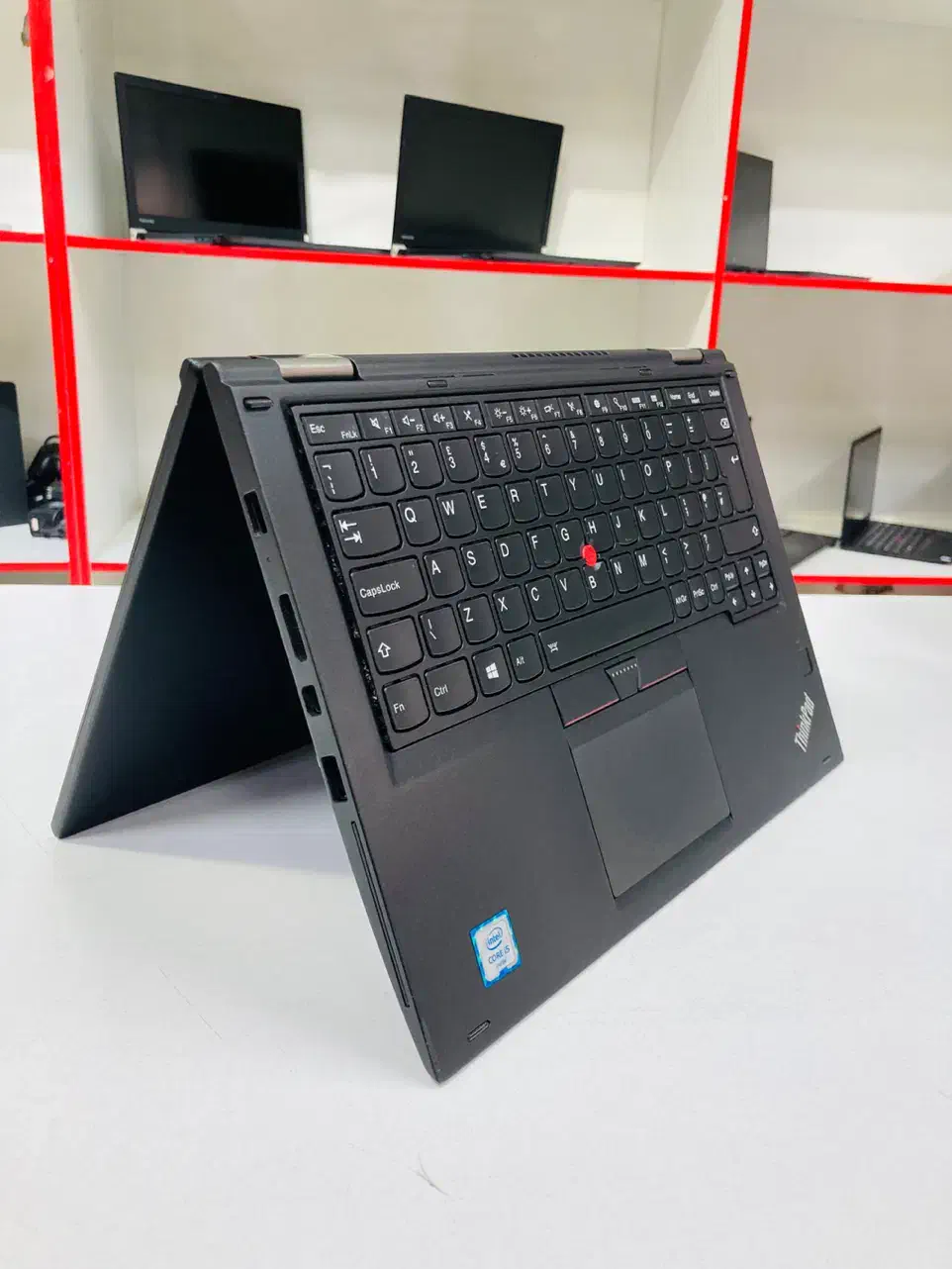 لپتاپ لنوو یوگا Core i5 رم 8 تاشو ( استوک اروپایی)|رایانه همراه|شهرکرد, |دیوار