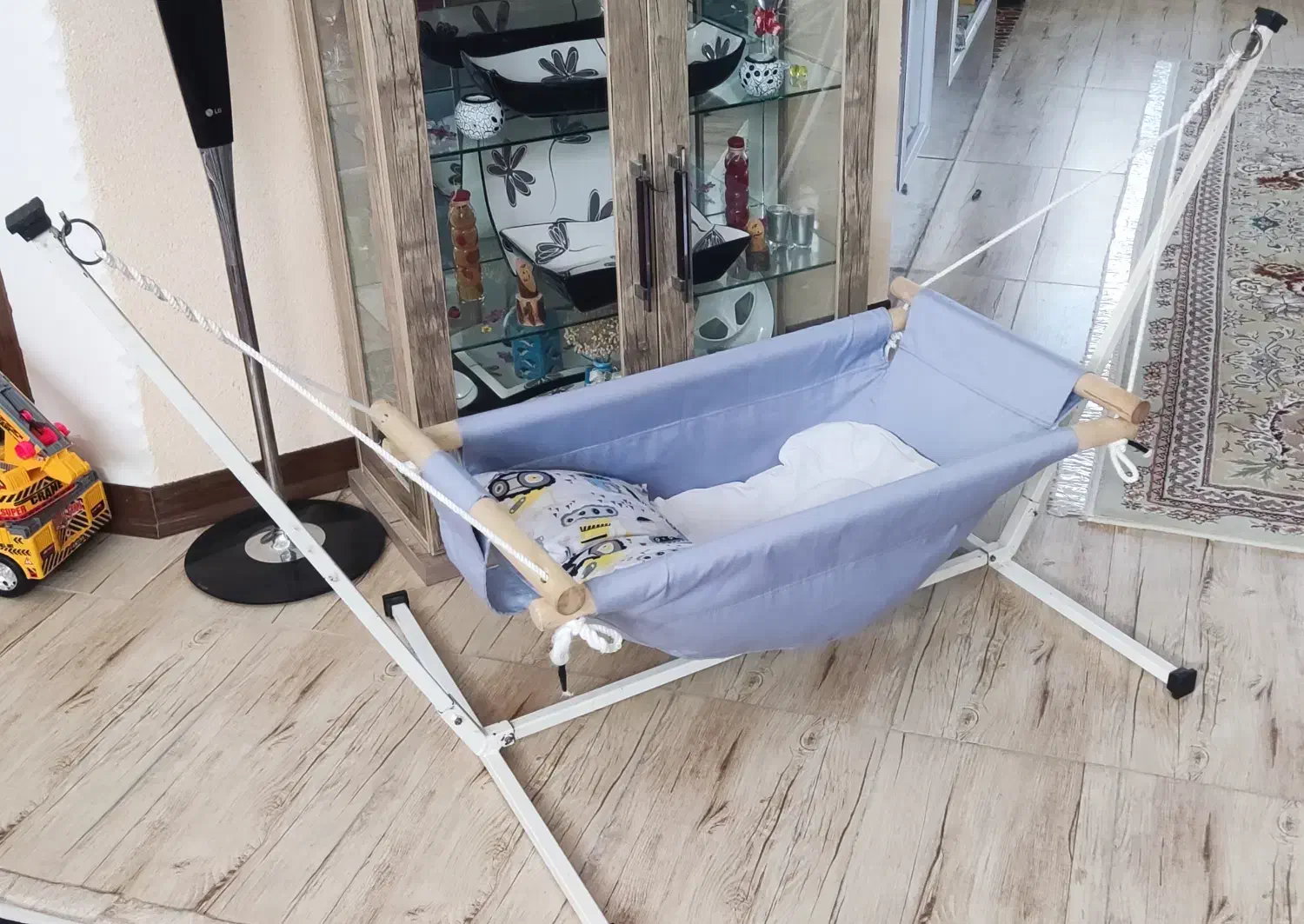 گهواره ننو نوزاد|تخت و صندلی بچه|بجنورد, |دیوار