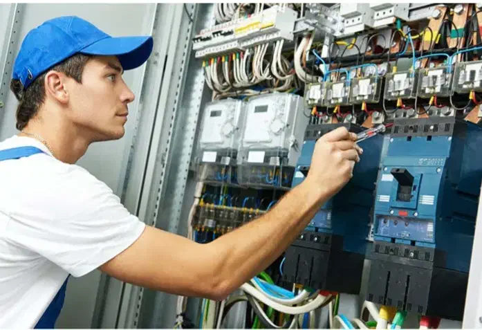 برقکاری ساختمان و صنعتی|خدمات پیشه و مهارت|اصفهان, دوطفلان|دیوار