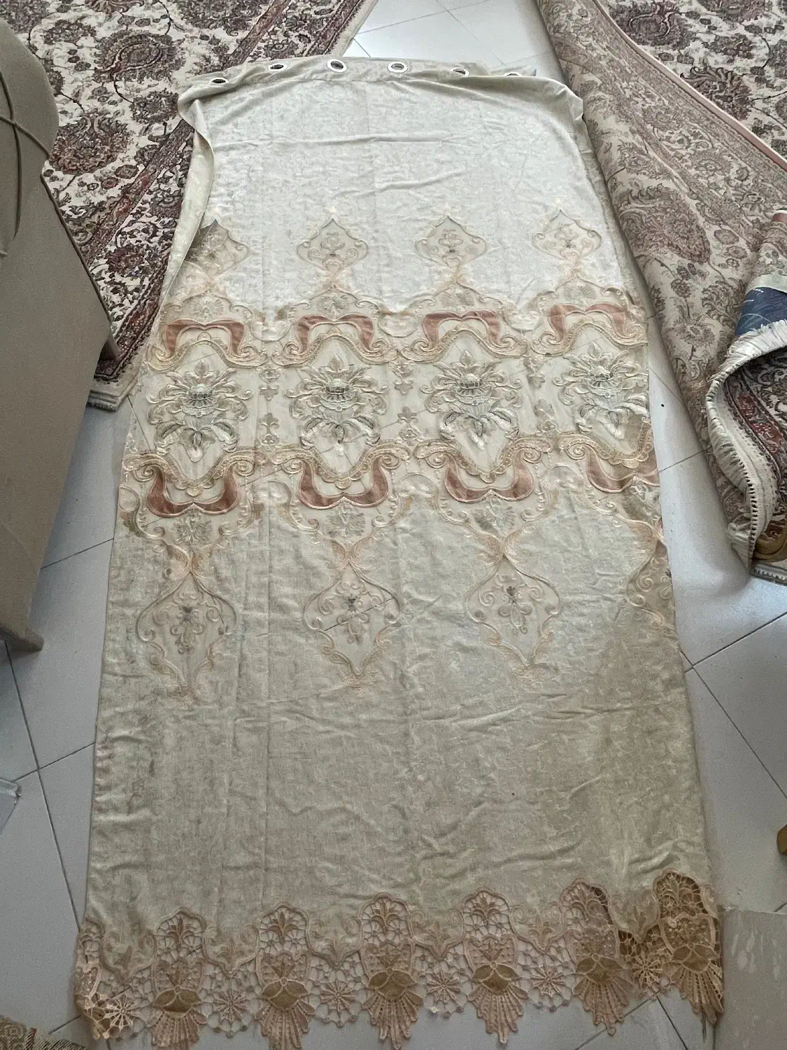 یک جفت دستک پرده پانچ فوق شیکی|پرده، رانر، رومیزی|مشهد, جاهد شهر|دیوار