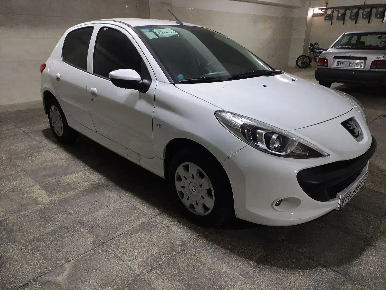 207 سقف فلز دنده  1402|خودرو سواری و وانت|اسلام‌شهر, شهرک قائمیه|دیوار