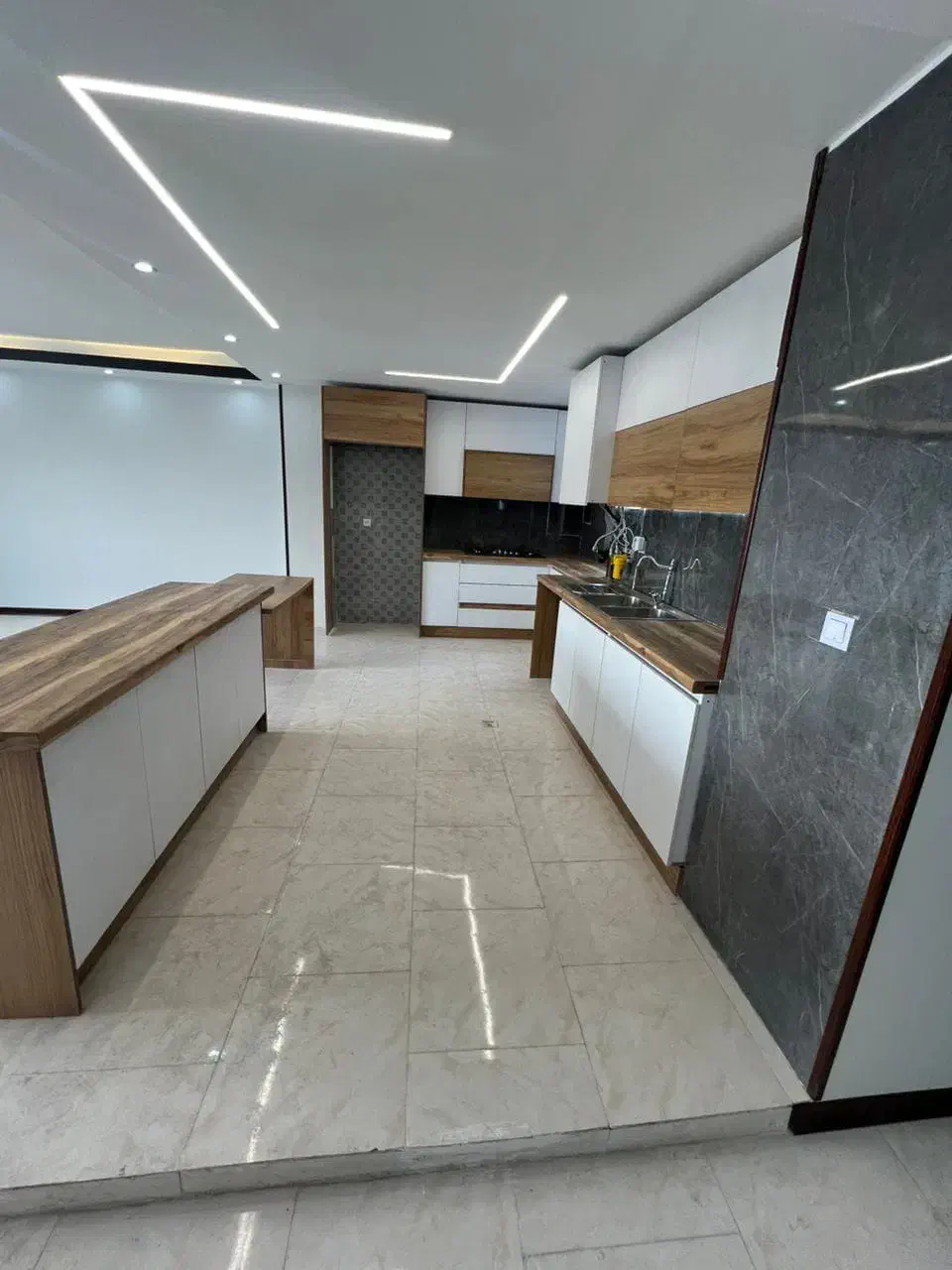 اپارتمان محله۱ فاز۸ مسکن مهر پردیس لاکچری ۱۰۵ متر|فروش آپارتمان|پردیس, فاز ۸|دیوار