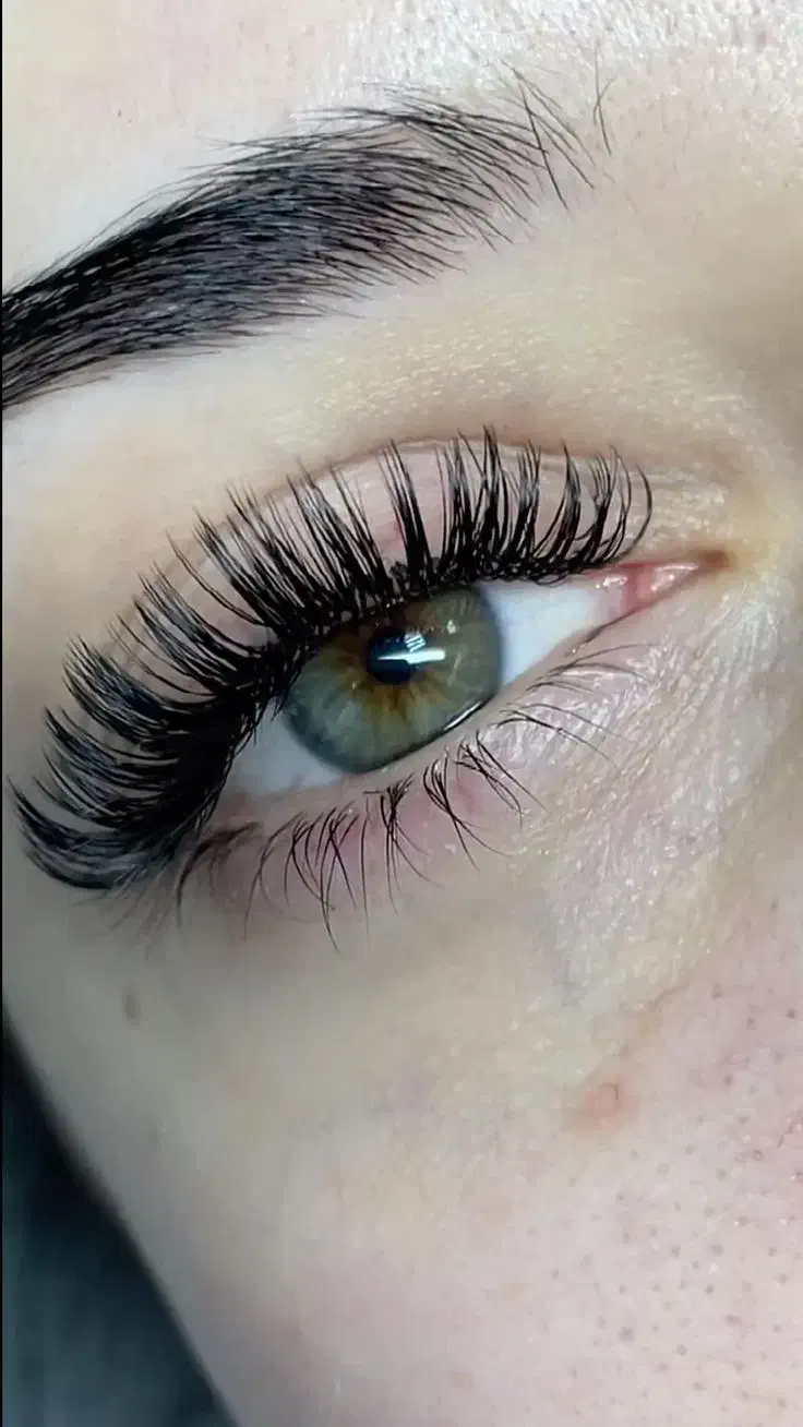 اکستنشن مژه اسپایکی و والیوم فقط 300 و 350 تضمینی|خدمات آرایشگری و زیبایی|مشهد, هنرستان|دیوار