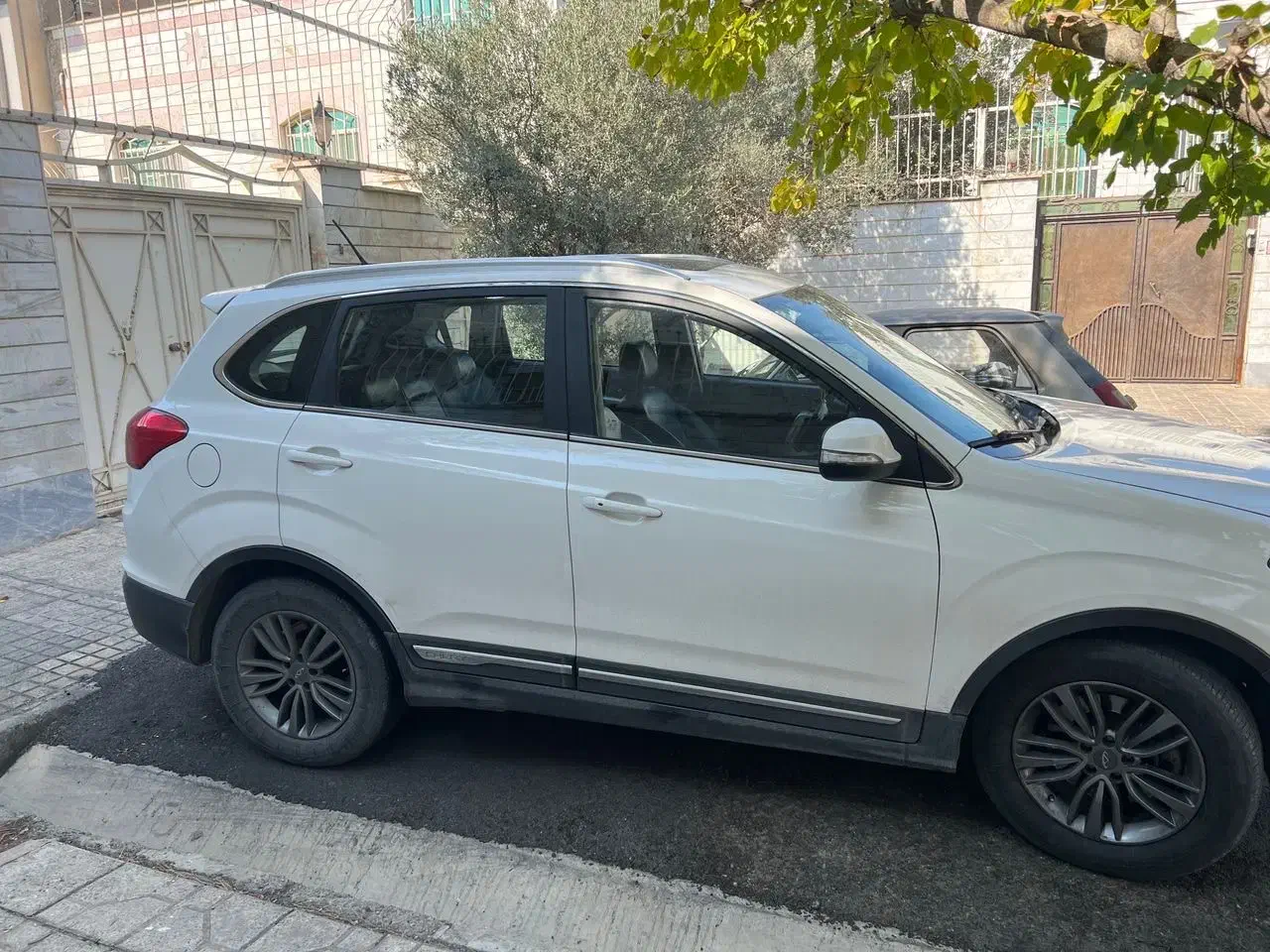 تیگو ۵|خودرو سواری و وانت|اندیشه, اندیشه فاز ۴|دیوار