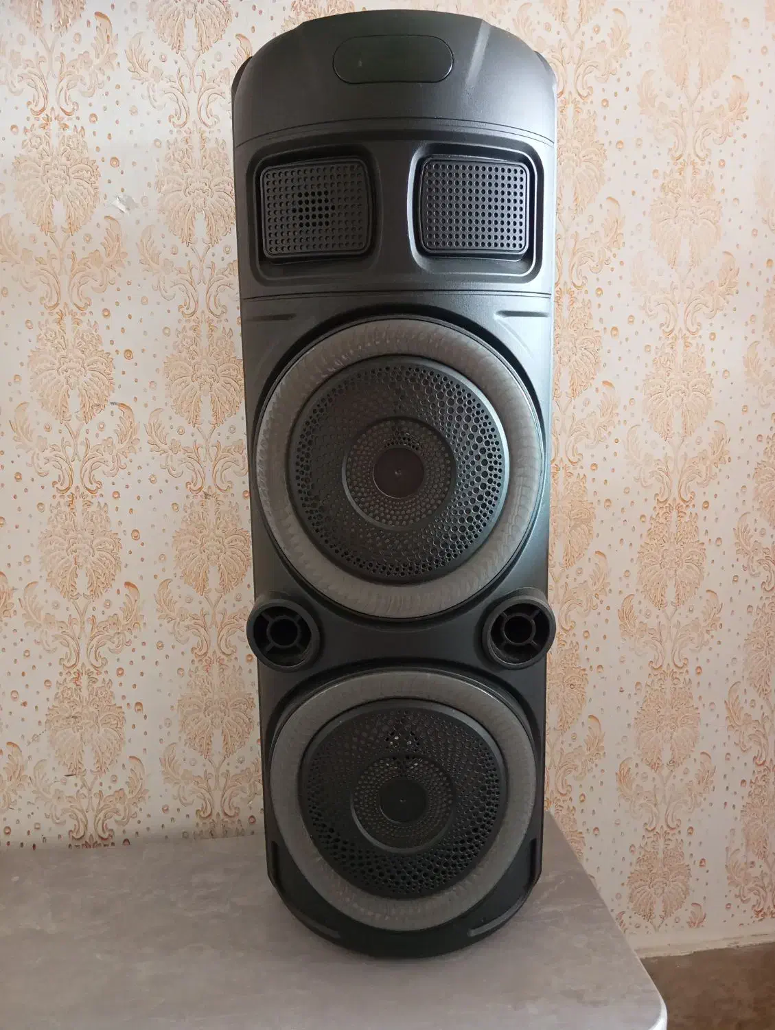 سالم سالم یک ماه خریدمش|سیستم صوتی خانگی|خرم‌آباد, |دیوار