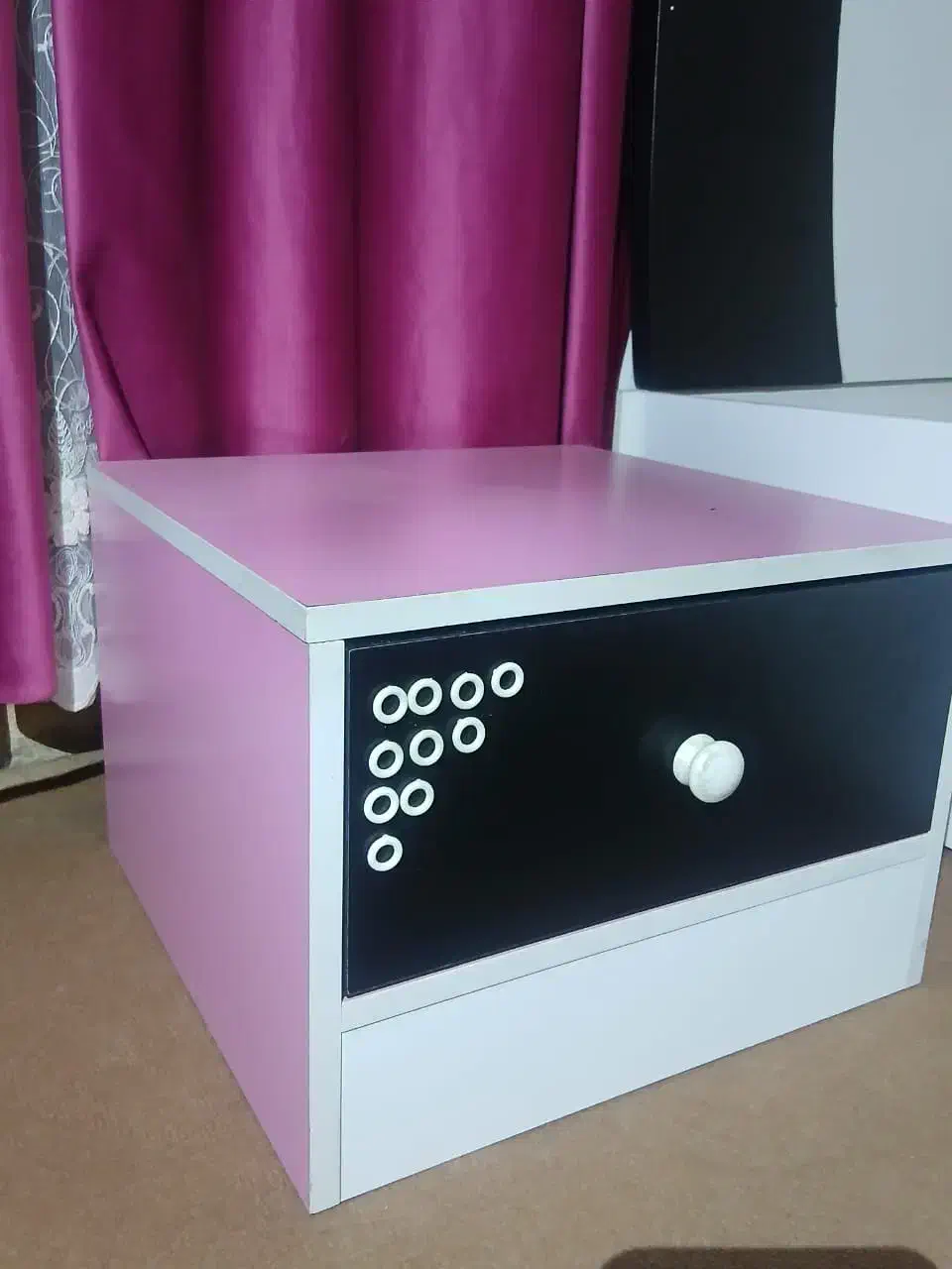 فروشی|تخت و سرویس خواب|لار, |دیوار