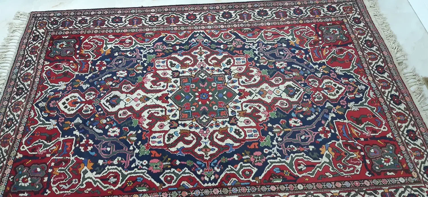 فروش دو تخته فرش دستباف و ۳تخته فرش ذرع ونیم|فرش|بروجن, |دیوار