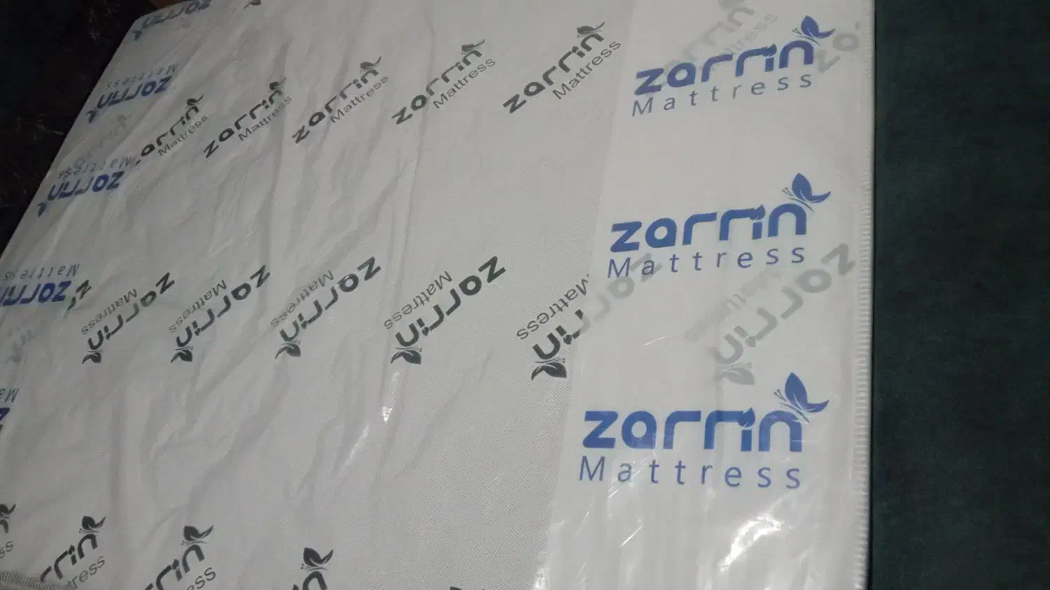 تشک نو هنوز داخل پلاستیک هست استفاده نشده|تشک تختخواب|سپیدان, |دیوار