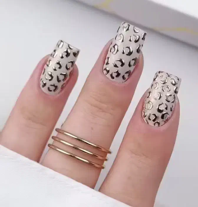 ناخن فقط۲۰۰تومان|خدمات آرایشگری و زیبایی|شاهینشهر, فردوسی|دیوار