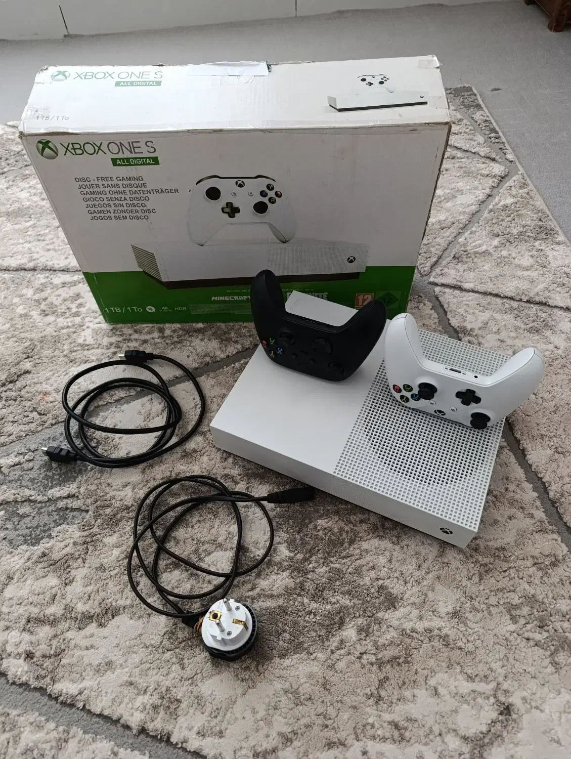 Xbox one s all digital|کنسول، بازی ویدئویی و آنلاین|شاهین دژ, |دیوار