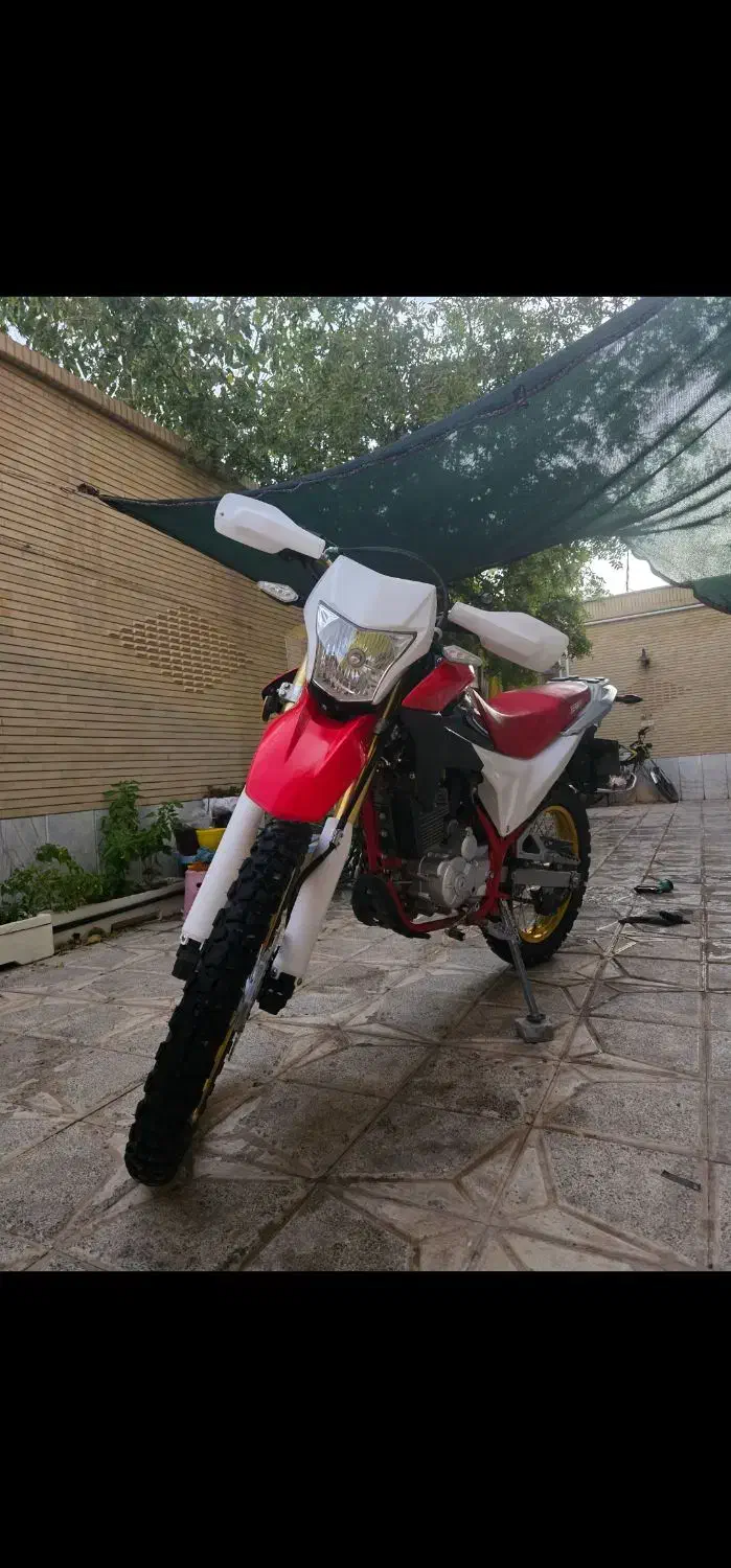 موتور|موتورسیکلت|شاهین‌شهر, فدک|دیوار