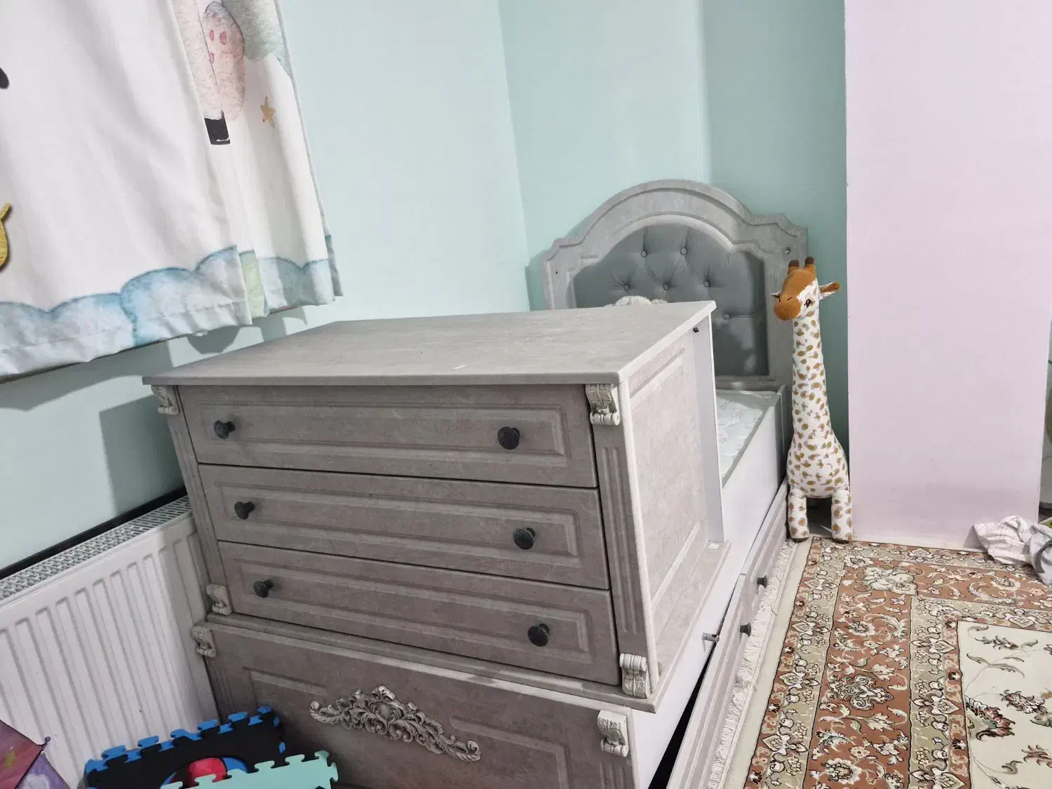 تخت نوزاد نوجوان به همراه تشک نو|تخت و صندلی بچه|فردیس, شهرک وحدت|دیوار