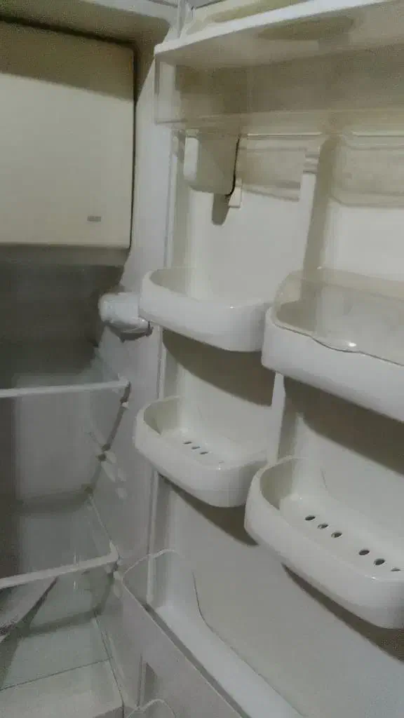 یخچال|یخچال و فریزر|خشت, |دیوار