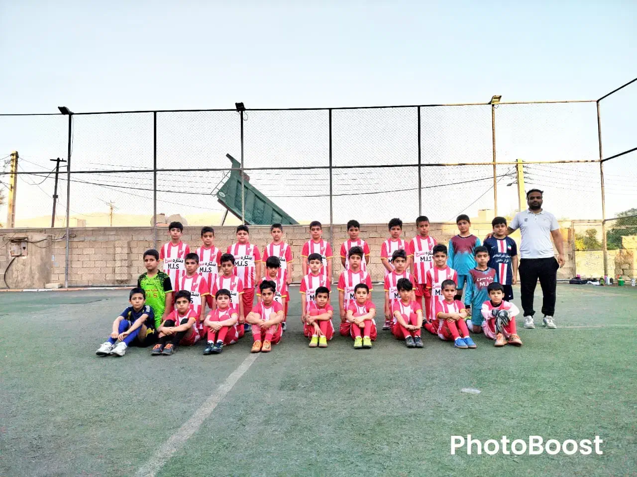 ثبت نام مدرسه فوتبال ستاره سرخ ۴ الی ۱۶سال|خدمات آموزشی|مسجد سلیمان, |دیوار