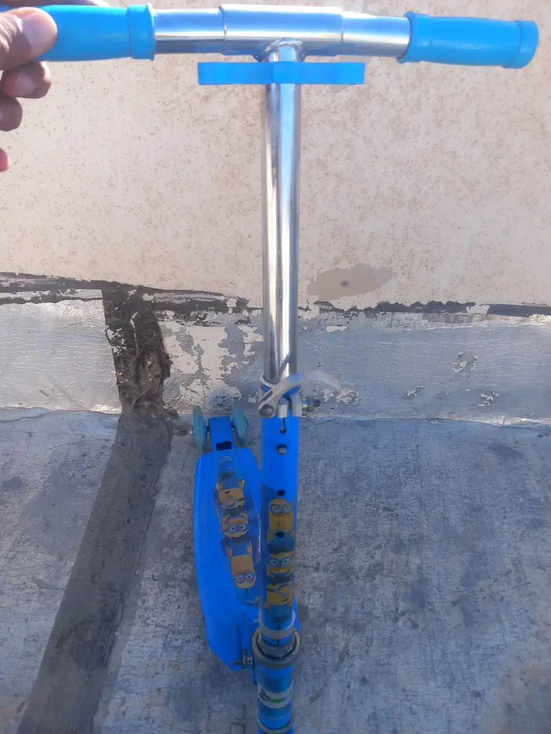 اسکوتر|دوچرخه، اسکیت، اسکوتر|پرند, فاز ۵|دیوار