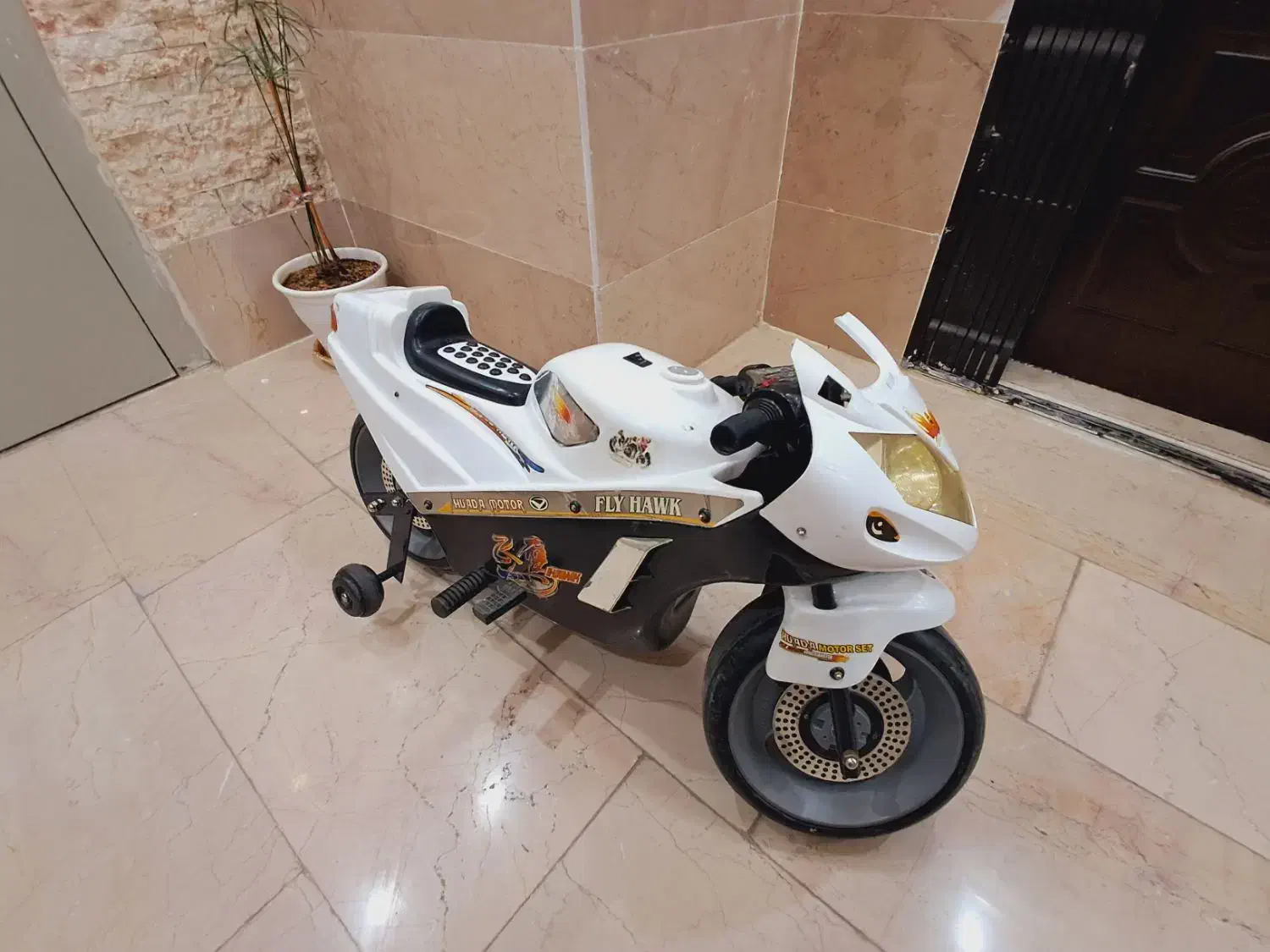 موتور شارژی ۵۰ تا سرعت می ره|اسباببازی|پرند, فاز ۶|دیوار