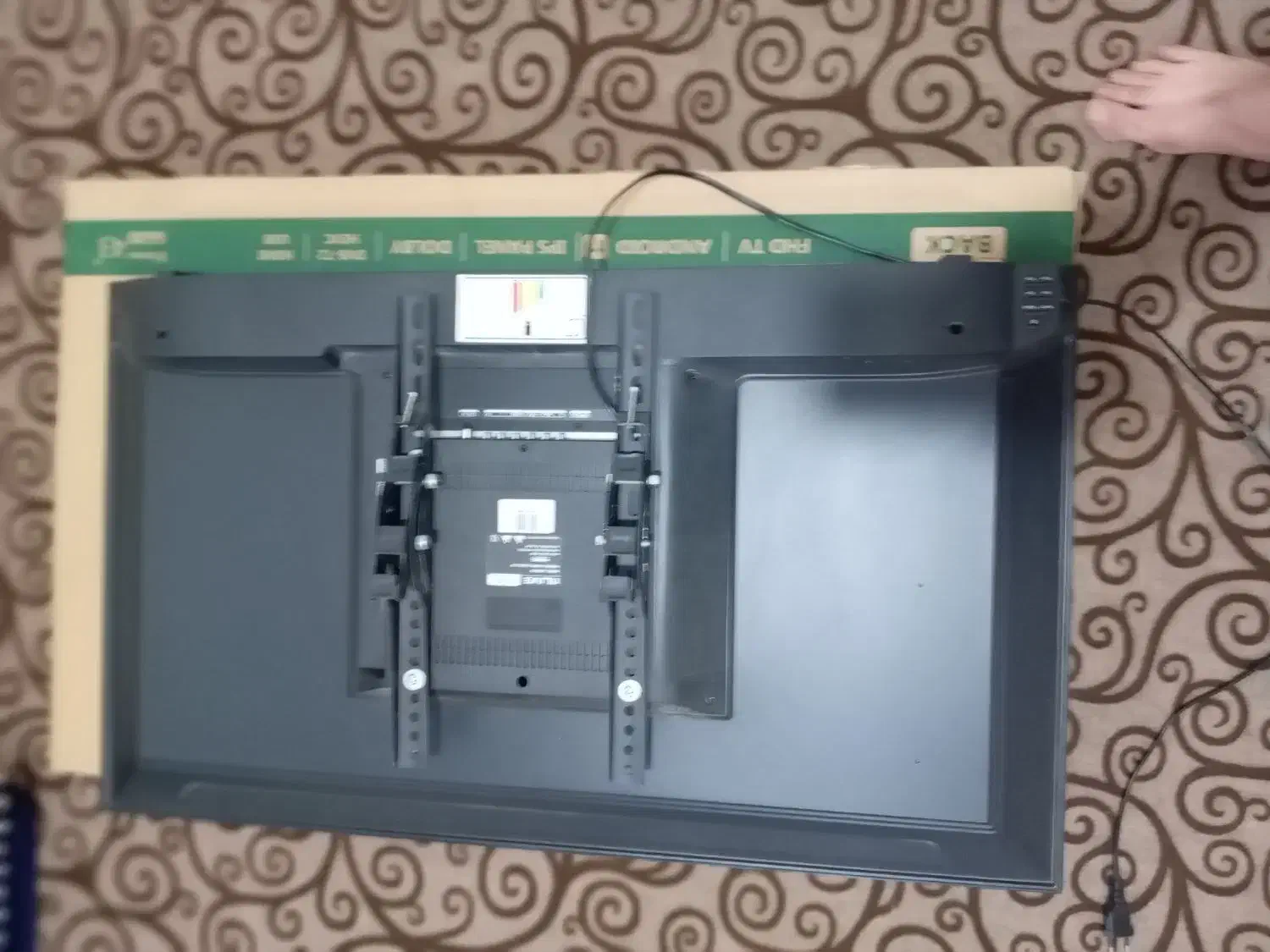 تلوزوین43 اینج|تلویزیون و پروژکتور|مریوان, |دیوار