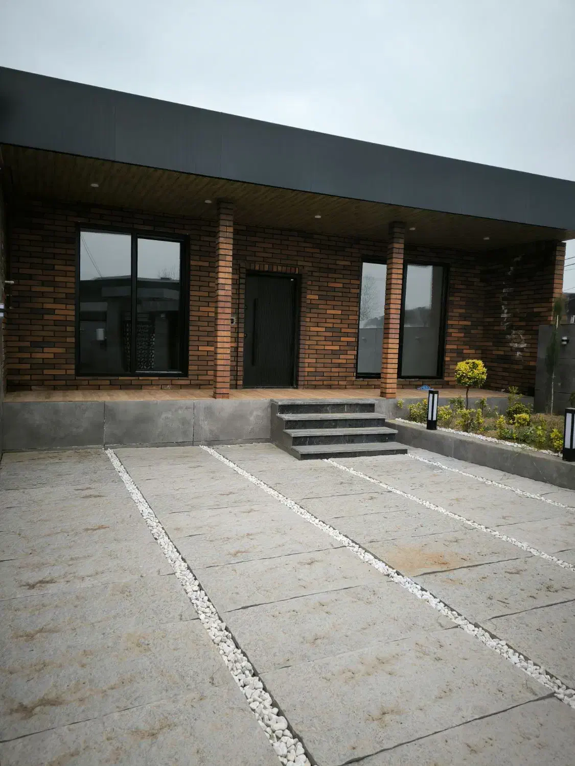 ویلا شهرکی 200متر بنا122متر خشکبیجار/آناملک/کد820|فروش خانه و ویلا|رشت, گلباغ نماز|دیوار