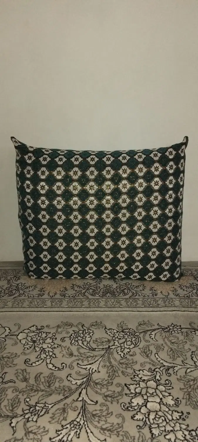 پشتی|پشتی|زاهدان, |دیوار