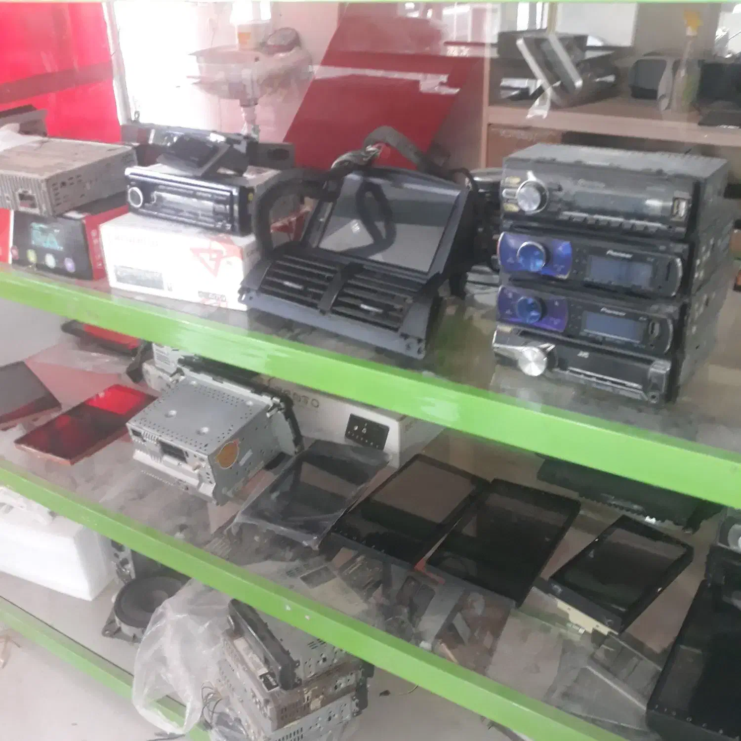 نصب بلوتوث بر روی انواع ضبط و مانیتور خودرو|خدمات موتور و ماشین|کرمانشاه, |دیوار