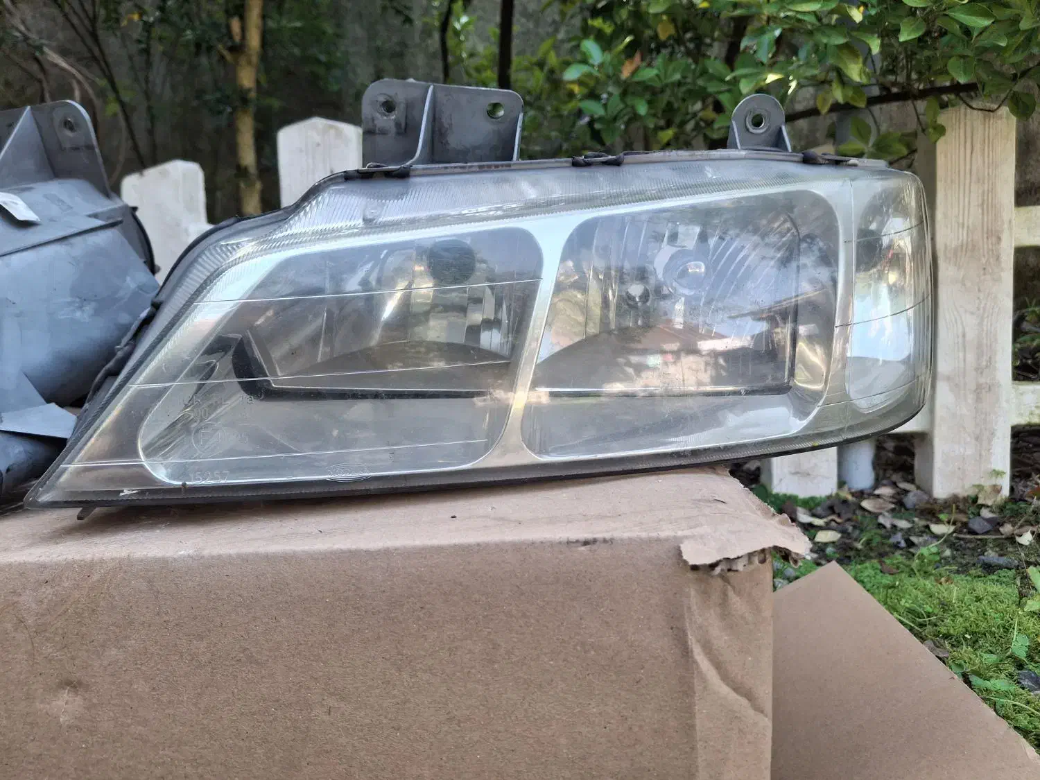 چراغ جلو پارس جفت|قطعات یدکی و لوازم جانبی|لنگرود, |دیوار