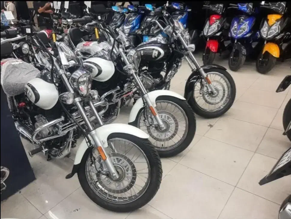 باجاج اونجر ۲۲۰ Bajaj Avenger نقد و اقساط|موتورسیکلت|تهران, بهار|دیوار