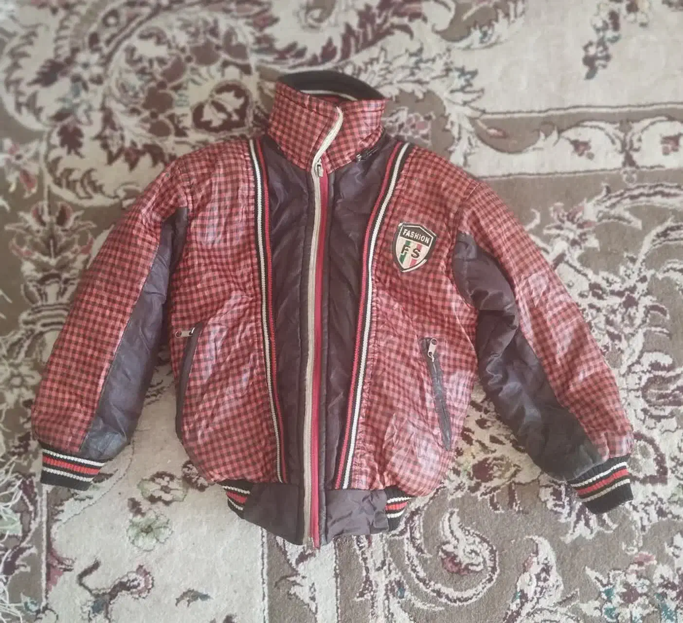 کاپشن|کفش و لباس بچه|کاشان, شهرک ۲۲ بهمن|دیوار