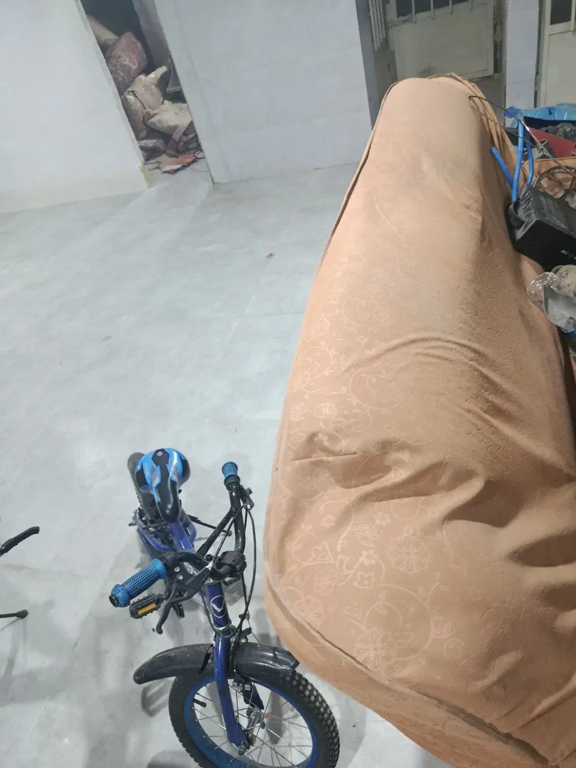 مبل|مبلمان خانگی و میز عسلی|شهرکرد, |دیوار