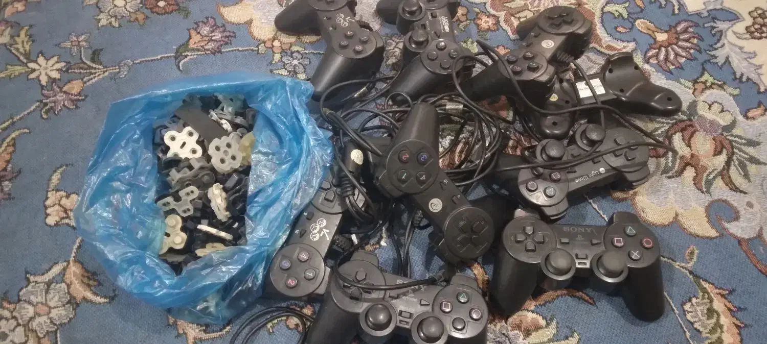 ۹ عدد دسته بازی کامپیوتر ۳ عدد سالم بقیه اسقاطی|کنسول، بازی ویدئویی و آنلاین|امیدیه, |دیوار