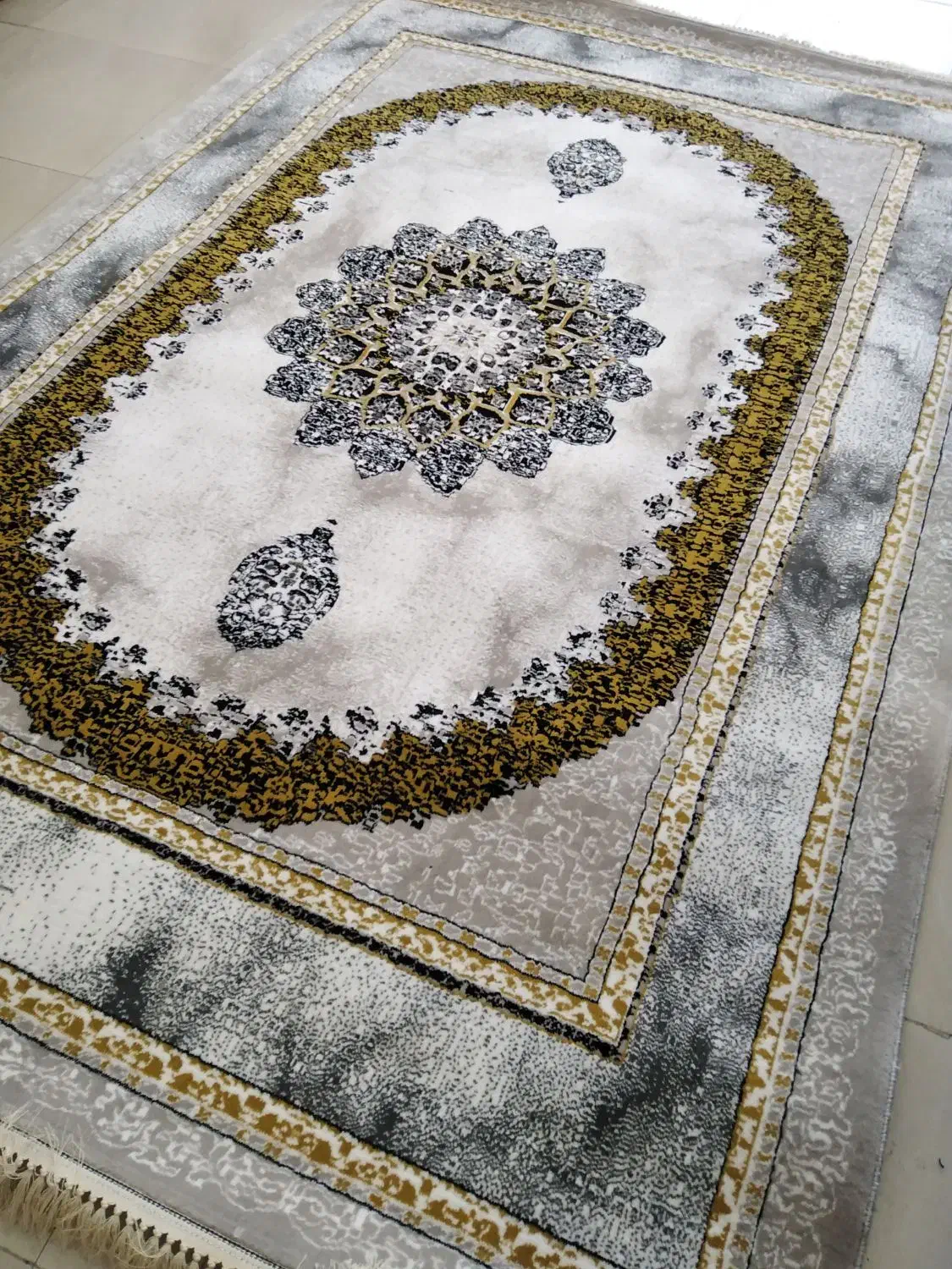 4تخته فرش 700 شانه اصل اکرولیک|فرش|ارومیه, |دیوار