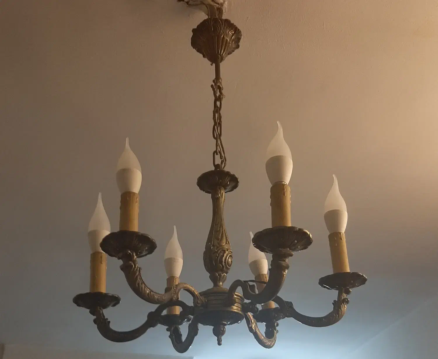 لوستراصل برنز|لوستر و چراغ آویز|کرج, چهارصد دستگاه|دیوار