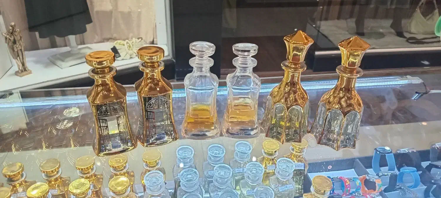 RCR|زیورآلات و اکسسوری|شیراز, قدوسی غربی|دیوار