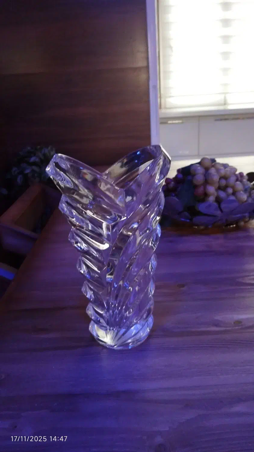 گلدون کریستال فرانسه|صنایع دستی و سایر لوازم تزئینی|تهران, بهداشت|دیوار