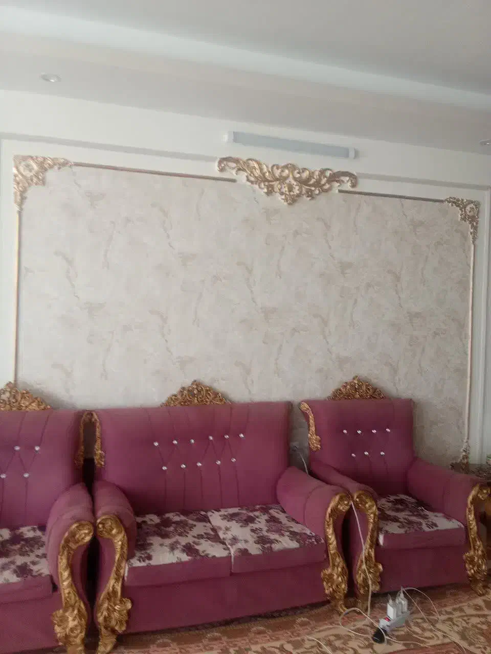 نقاشی ساختمان پناهی با بیست سال سابقه کاری|خدمات پیشه و مهارت|زنجان, |دیوار