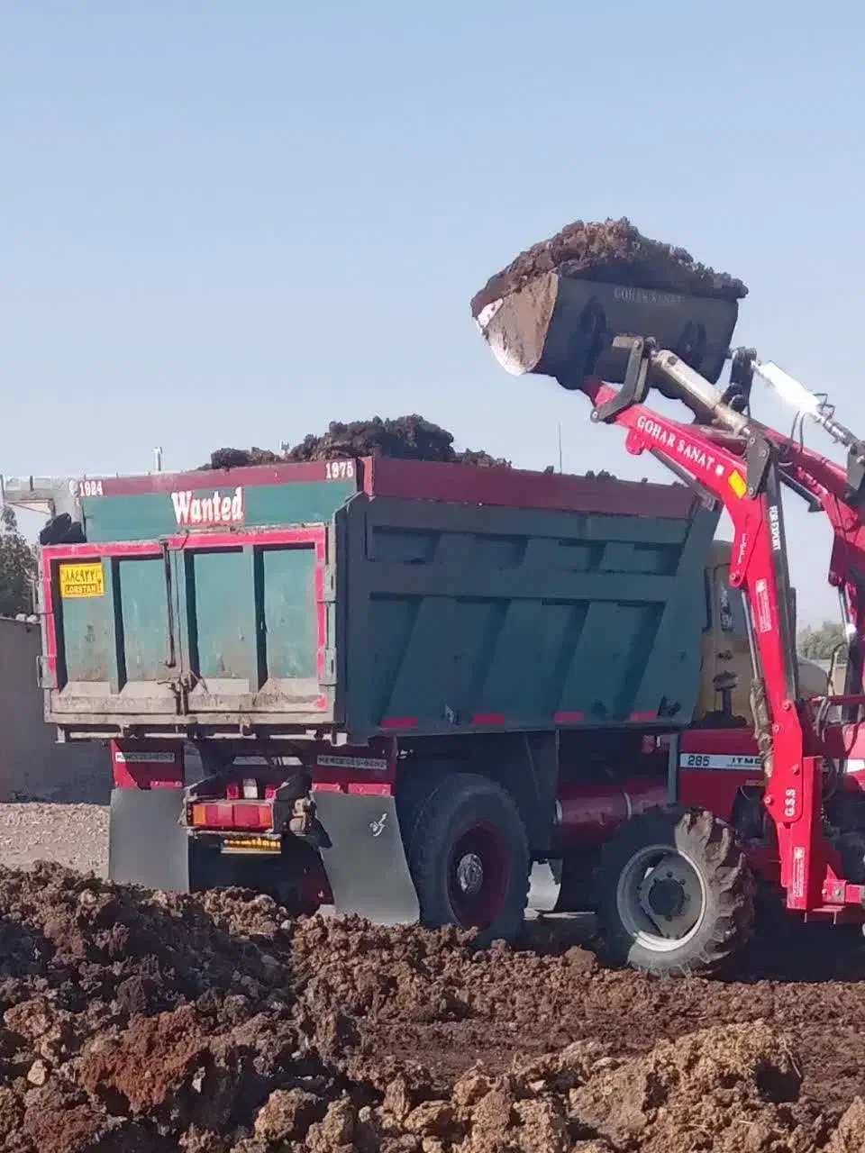 کود حیوانی با بالات زن کیفیت|خدمات باغبانی و درختکاری|ملایر, |دیوار