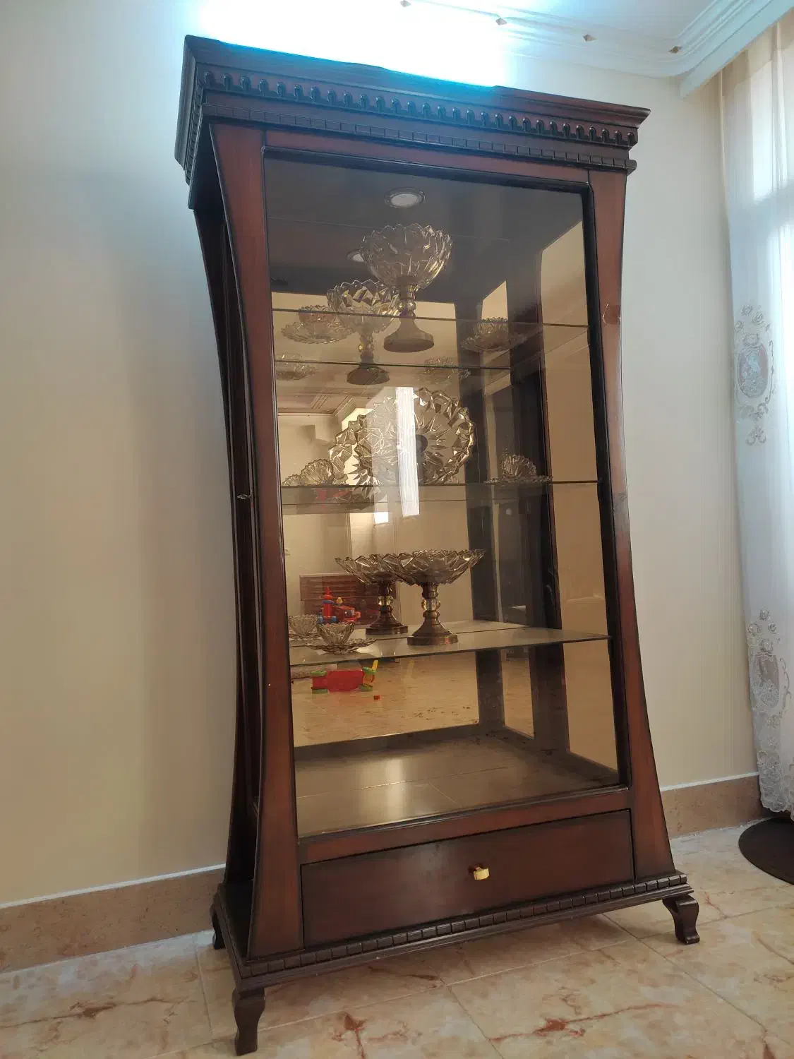 ویترین|بوفه، ویترین، کنسول|برخوار, |دیوار