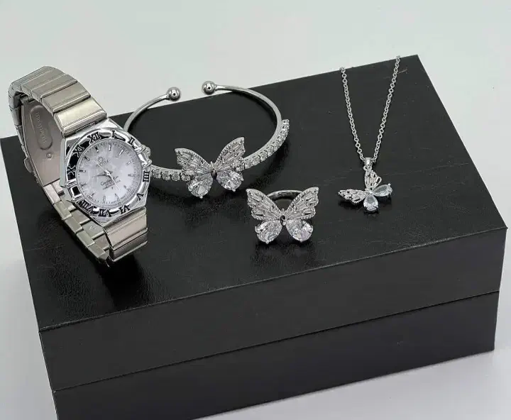 اکسسوری   (جایزه 100تومنی)|زیورآلات و اکسسوری|پارس‌آباد, |دیوار