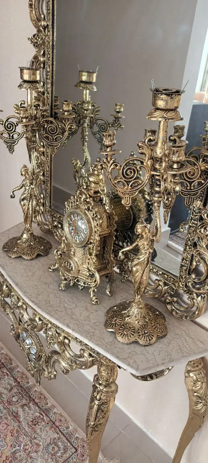 آیینه وشمعدان برنز|بوفه، ویترین، کنسول|خوی, |دیوار