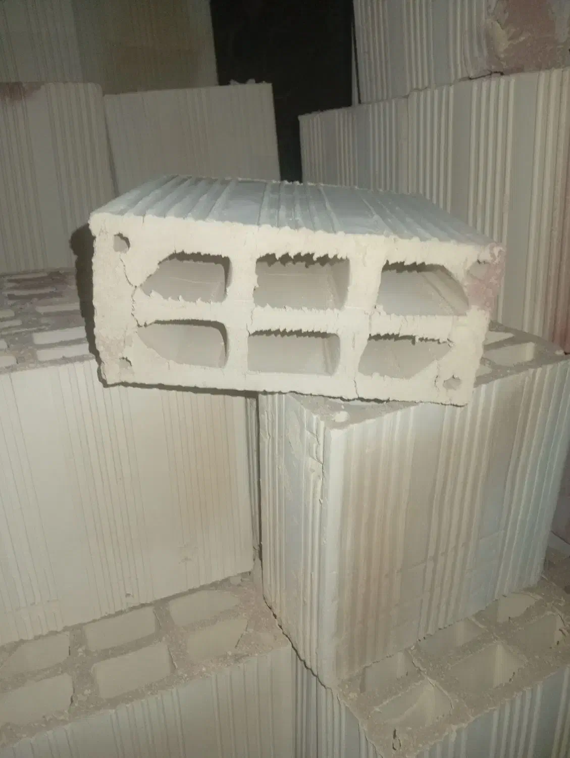 نیازمندیک دستگاه تریلی واسه حمل بارزابل به کنارک|خدمات حمل و نقل|هامون, |دیوار