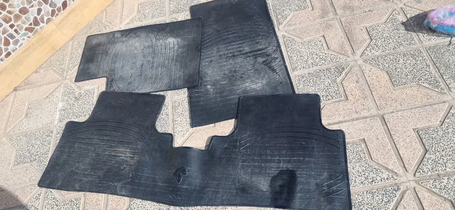 کف پایی پژو و سمند|قطعات یدکی و لوازم جانبی|شاهین‌شهر, شهرک گلدیس|دیوار