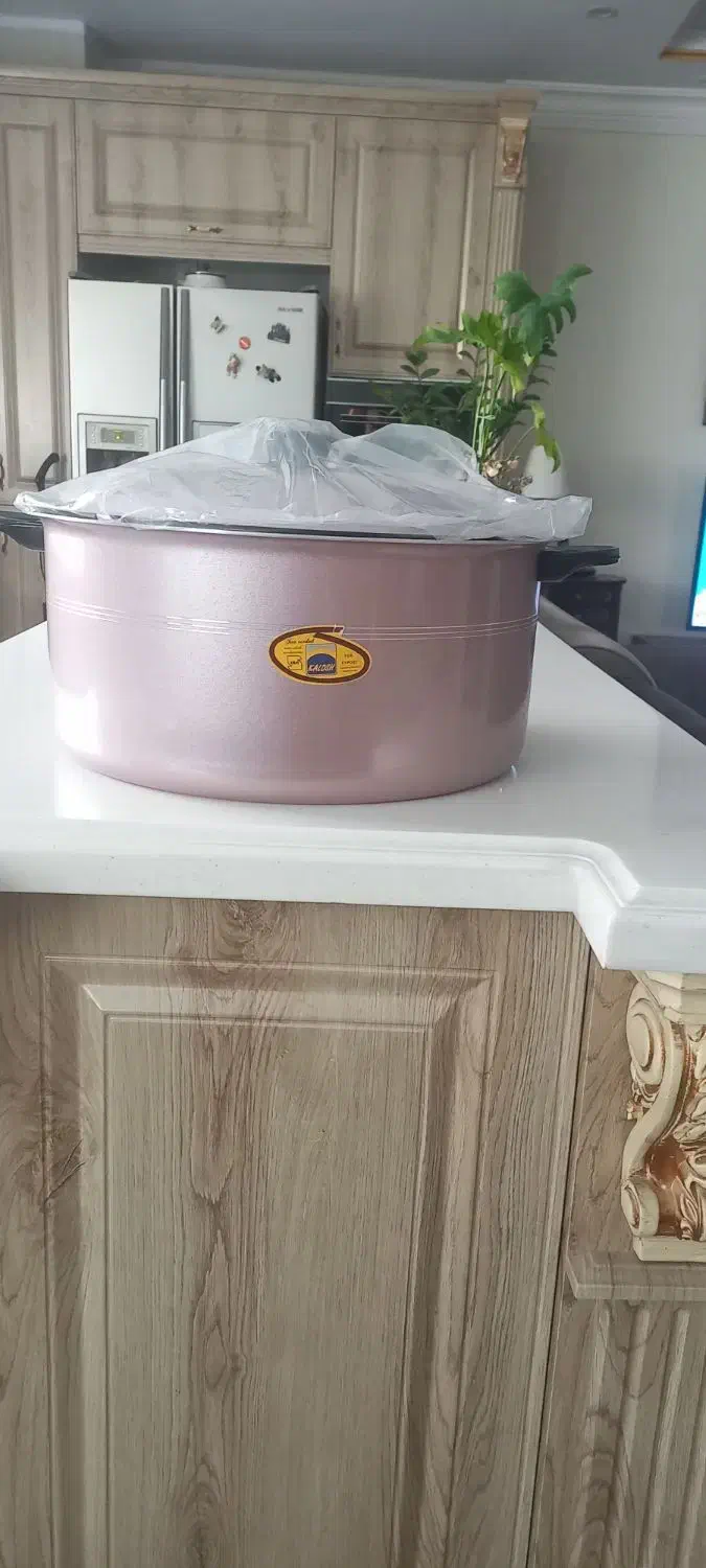 قابلمه نسوز نو|ظروف پخت‌وپز|تهران, سید خندان (جلفا)|دیوار