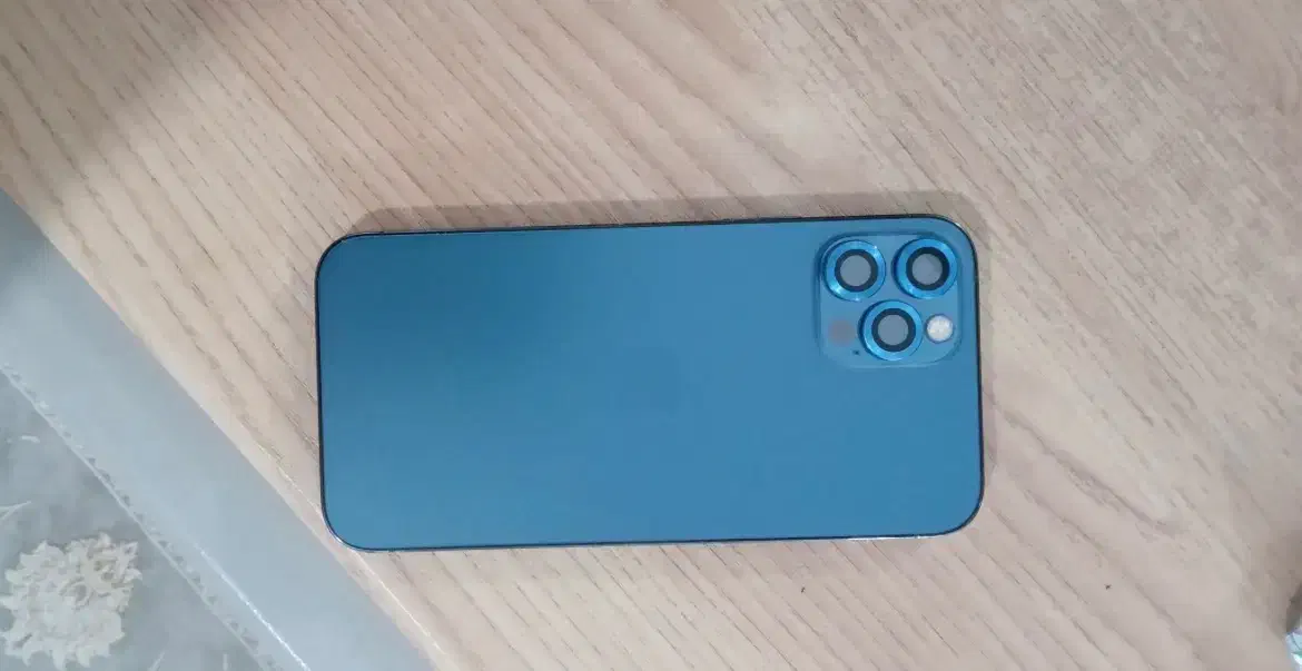 ۱۲ پرو ۲۵۶g zaa سری m|موبایل|رباط‌کریم, الارد|دیوار