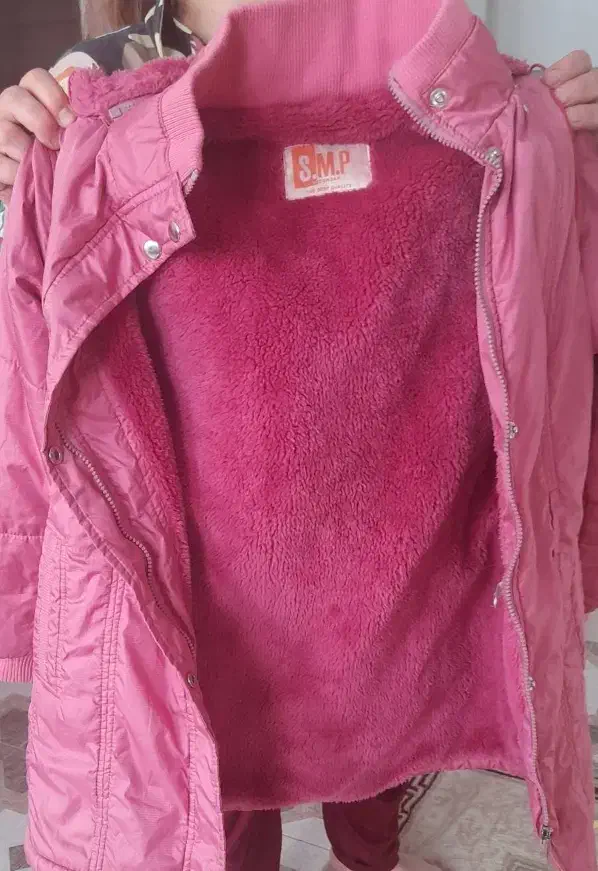 کاپشن دخترانه|لباس|قرچک, زیبا شهر|دیوار