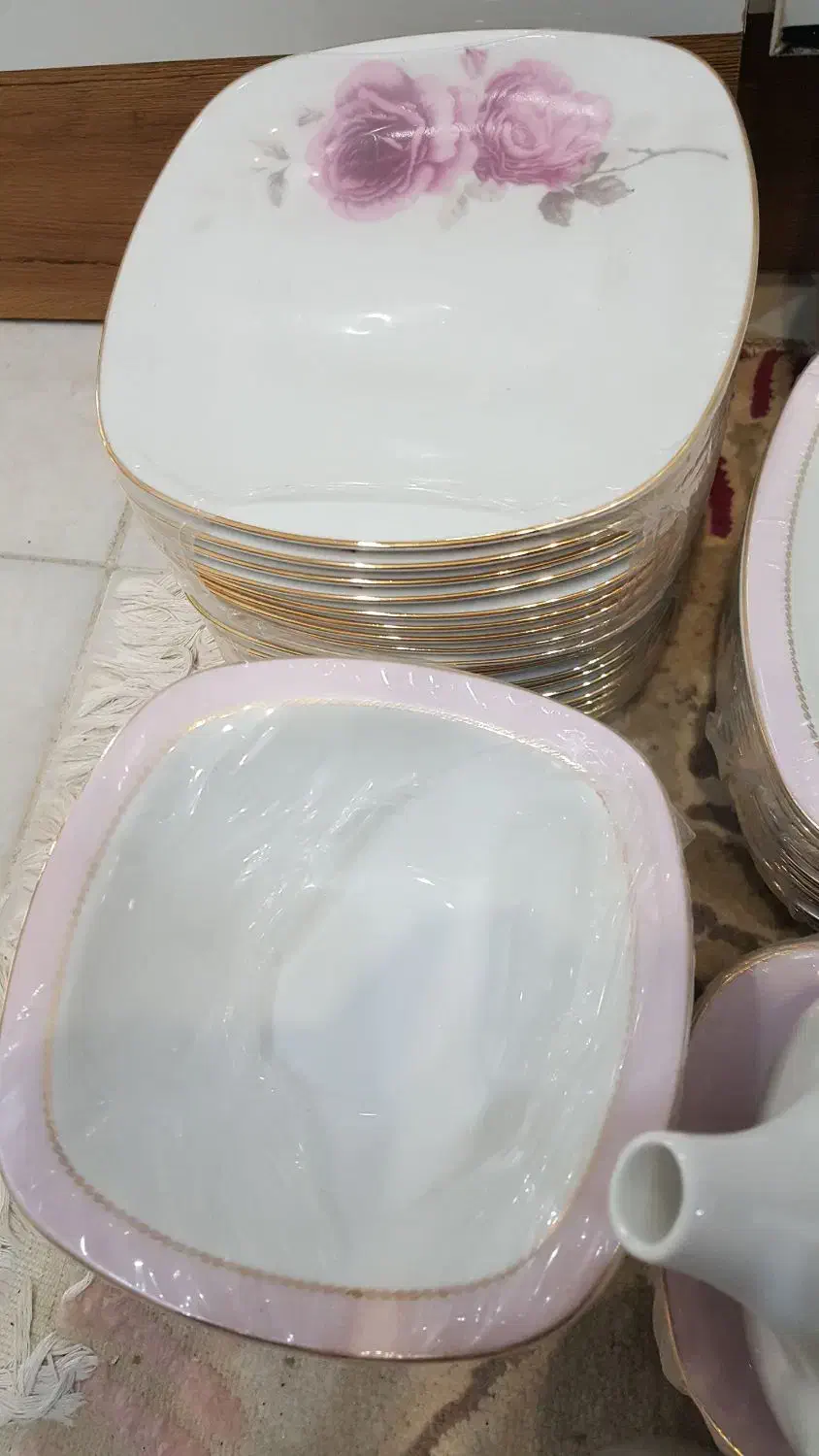 سرویس چینی۱۲ نفره ۹۸ پارچه|ظروف سرو و پذیرایی|محمدشهر, محمدشهر|دیوار