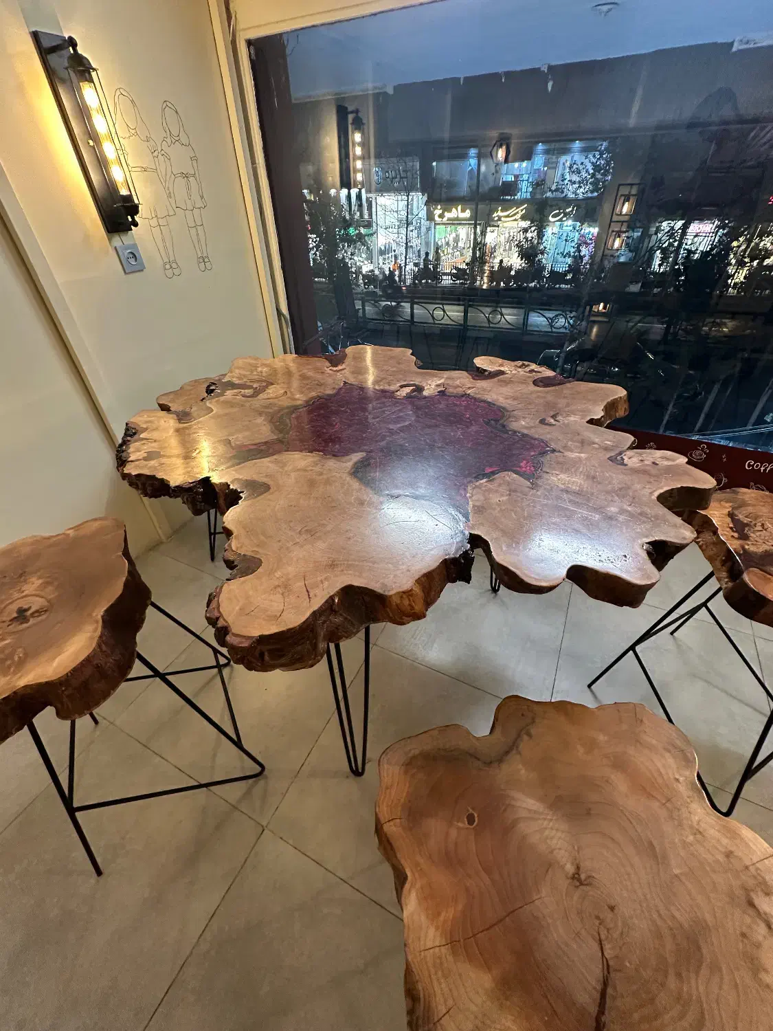 میز و صندلی|میز و صندلی غذاخوری|تهران, فلسطین (میدان انقلاب)|دیوار